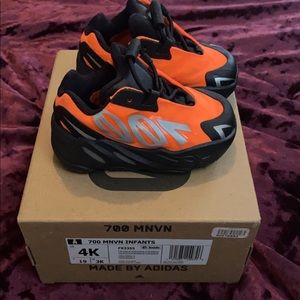 Yeezy 700 infant